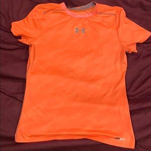 Neon orange Under Armour heat gear t-shirt YXL